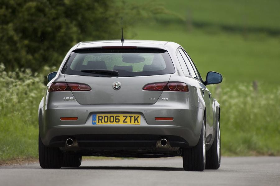  Alfa Romeo 159 Sportwagon (939B) 2006 года  (UK) (фото 7 из 31)